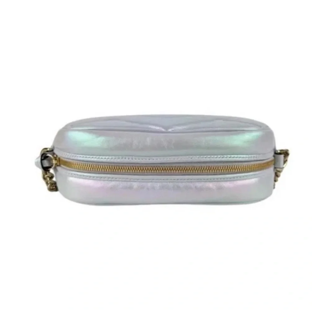 Gucci GG Iridescent Chevron Matelasse Quilted Camera Bag NWT And Box! - Picture 8 of 8